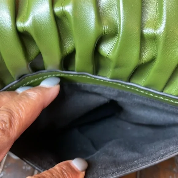 Karl Lagerfeld x Amber Valletta Cactus Vegan Leather Shoulder Bag 🌵 - Picture 5 of 16